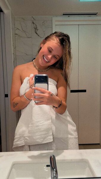 Jojo Siwa Foto Desnuda Filtrada OnlyFans 132