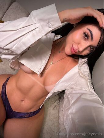 juicyeella Foto Desnuda Filtrada OnlyFans 30