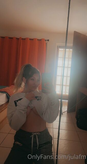 julafm Foto Desnuda Filtrada OnlyFans 16