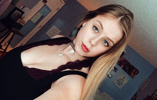 Jules Foto Desnuda Filtrada OnlyFans 9