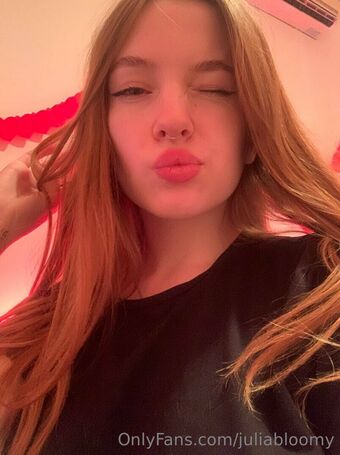 juliabloomy Foto Desnuda Filtrada OnlyFans 14