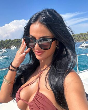 juliebacha Foto Desnuda Filtrada OnlyFans 5