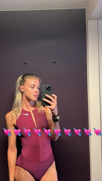 Keely Hodginkinson Foto Desnuda Filtrada OnlyFans 13