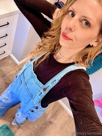 kinkyy.kenziee