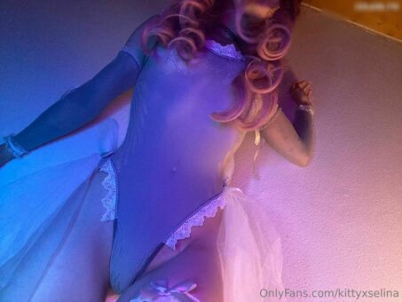 KittyxSelina