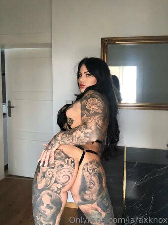 laraxknox