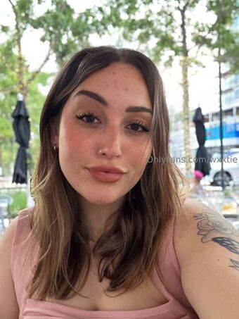 Laur Foto Desnuda Filtrada OnlyFans 14