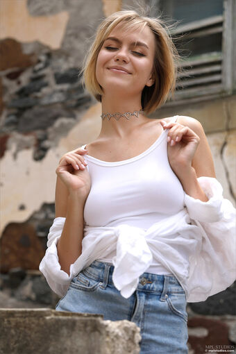 layanadevis
