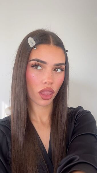 Leah Halton
