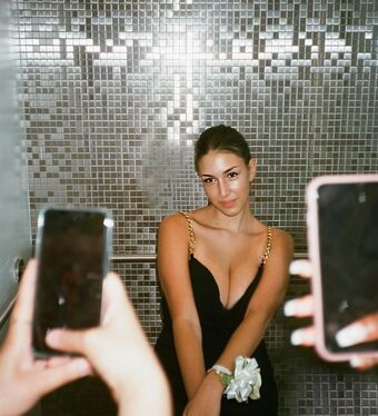 Leilani Azalea Foto Desnuda Filtrada OnlyFans 37