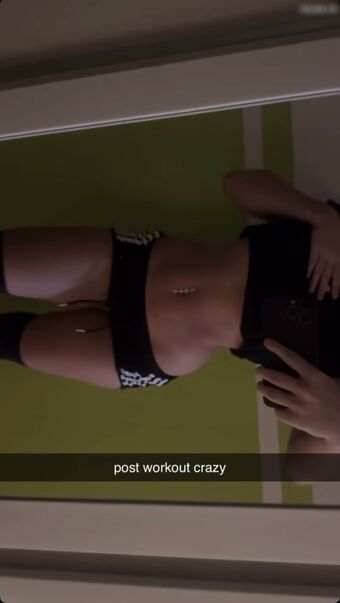 lenaa8527 Foto Desnuda Filtrada OnlyFans 17