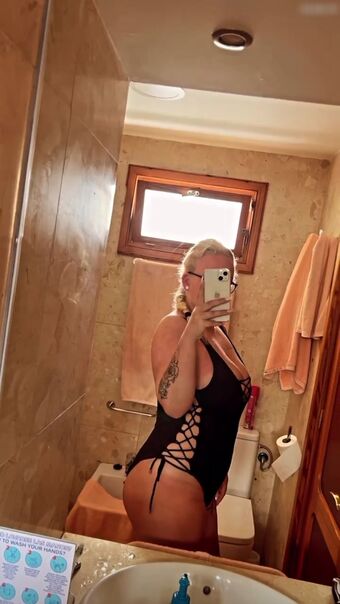 lenakpl23 Foto Desnuda Filtrada OnlyFans 29