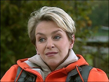Leslie Ash