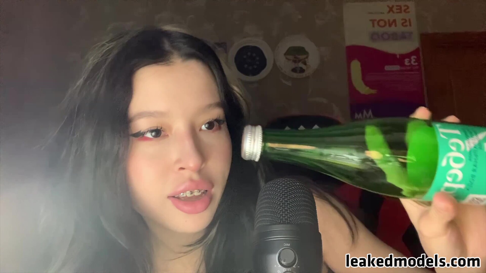 Lezzy Bunny ASMR enjoying a warm bathHer serene soakThe relaxing bath of Lezzy Bunny ASMR