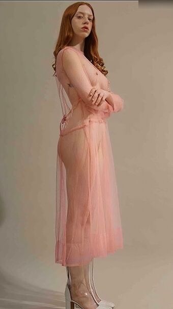 Lily Newmark Foto Desnuda Filtrada OnlyFans 11