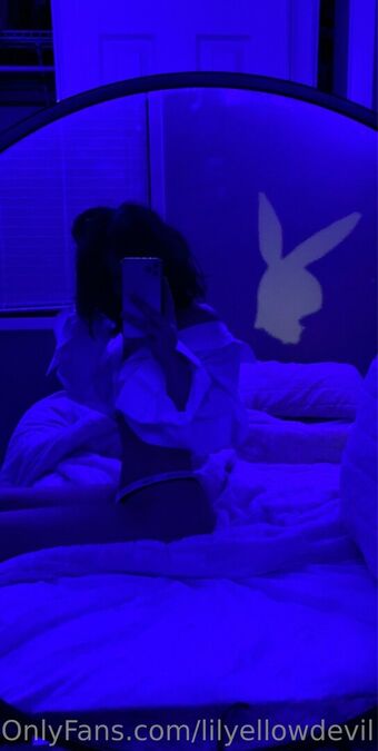Lilyellowdevil Foto Desnuda Filtrada OnlyFans 7