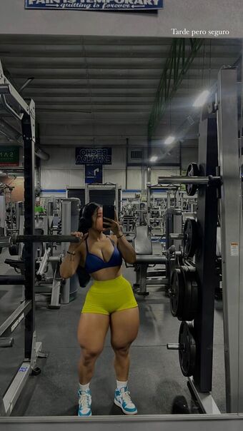 Linnnna Linnnna Foto Desnuda Filtrada OnlyFans 1