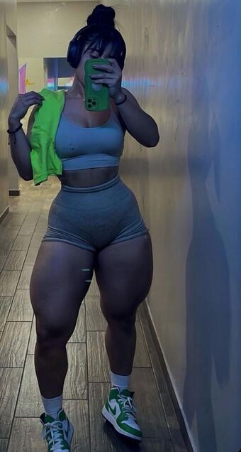 Linnnna Linnnna Foto Desnuda Filtrada OnlyFans 3