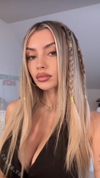 linuschka Foto Desnuda Filtrada OnlyFans 49