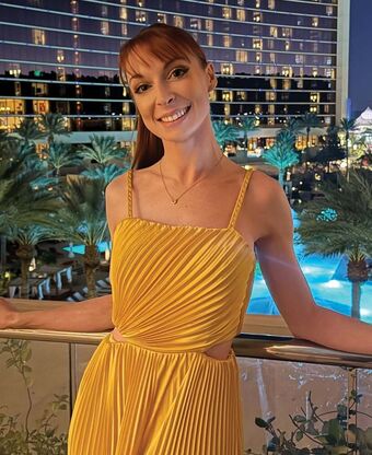 Lisa Foiles