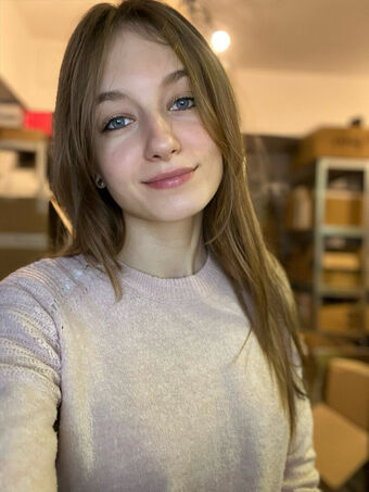 Lisadere Foto Desnuda Filtrada OnlyFans 11