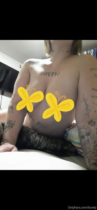lluvely Foto Desnuda Filtrada OnlyFans 20