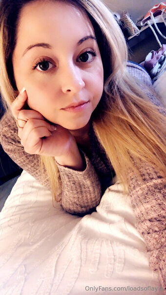 loadsoflayla Foto Desnuda Filtrada OnlyFans 40