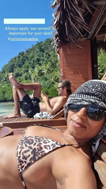 lorenasoleil / earthtravelstories