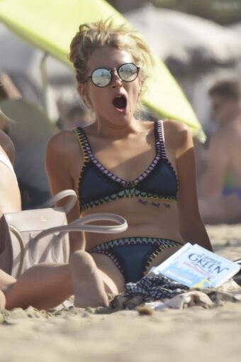 Lottie Moss Foto Desnuda Filtrada OnlyFans 202