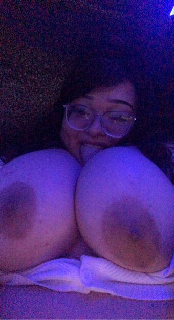 lovergirllynn Foto Desnuda Filtrada OnlyFans 15