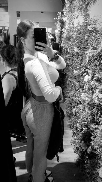 luanaguee Foto Desnuda Filtrada OnlyFans 13