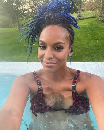 Lucy Hedges Foto Desnuda Filtrada OnlyFans 10