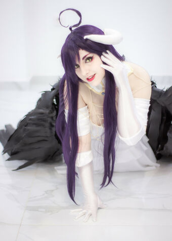Marcelline Cos