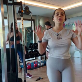 Mariely E Mirella Santos