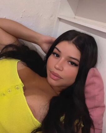 Mayllygarbimm Foto Desnuda Filtrada OnlyFans 1