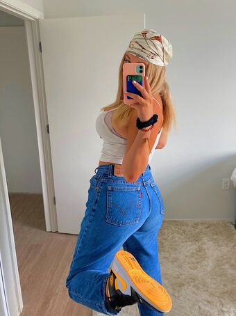 meakelena