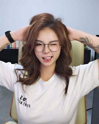 MeganX