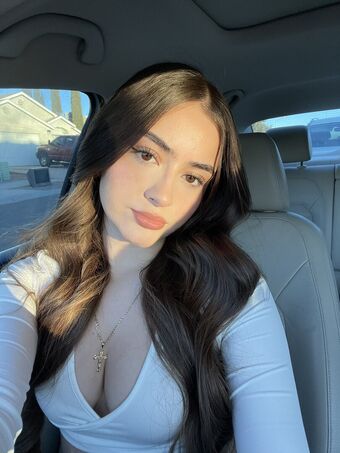 melaniee_ortizz