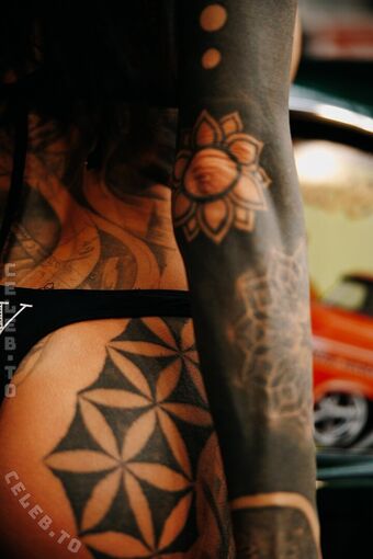 Meli Lakic (Melinkbubblebutt)