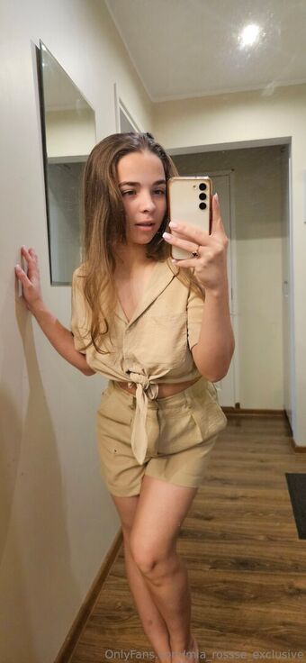 mia_rossse_exclusive