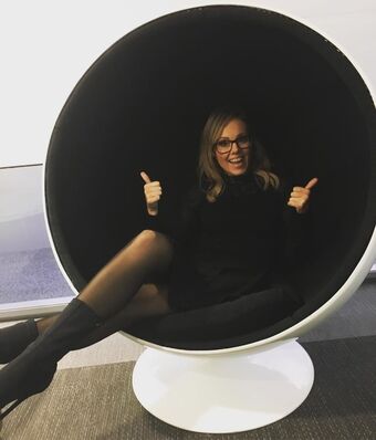 Michelle Dewberry
