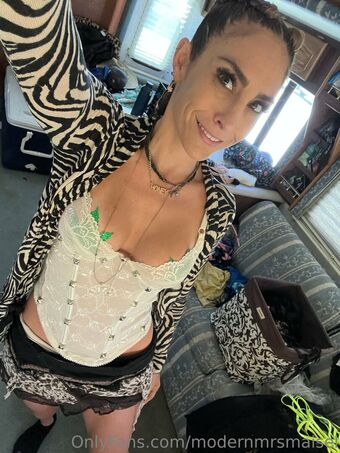 modernmrsmaisel Foto Desnuda Filtrada OnlyFans 32