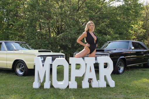 moparmodel1
