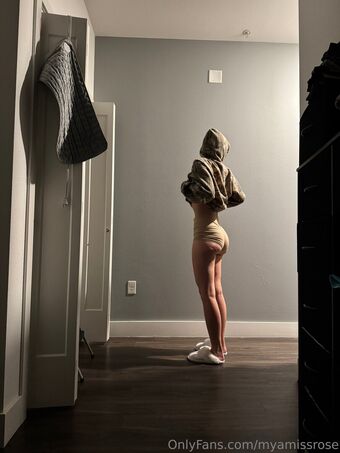 myamissrose Foto Desnuda Filtrada OnlyFans 7