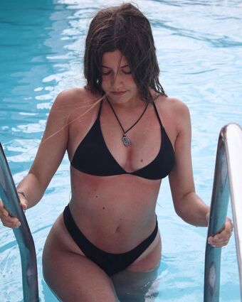 Nanda Costa