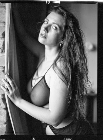 Narikala Foto Desnuda Filtrada OnlyFans 11