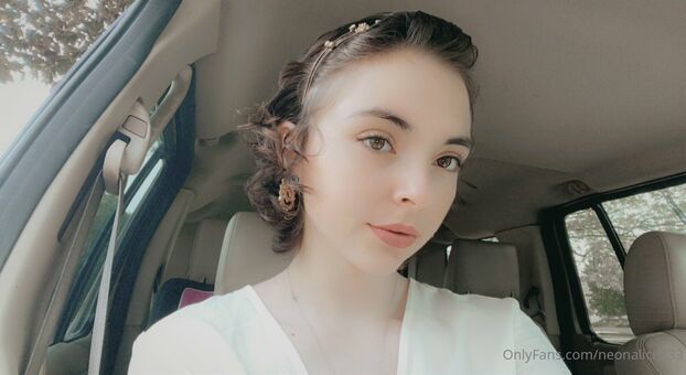 Neonalice333 Foto Desnuda Filtrada OnlyFans 40