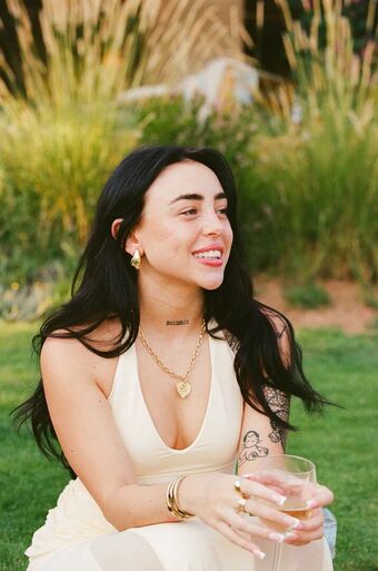 Nicki Nicole Foto Desnuda Filtrada OnlyFans 123