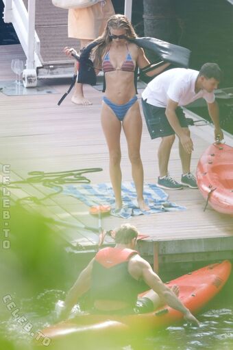 Nina Agdal Foto Desnuda Filtrada OnlyFans 388