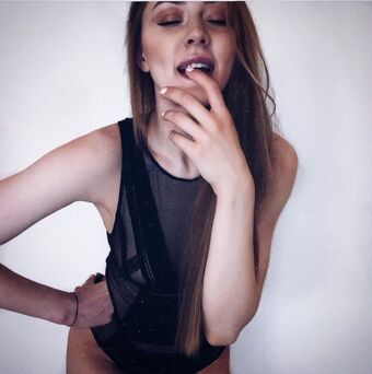 Nott__ Foto Desnuda Filtrada OnlyFans 4